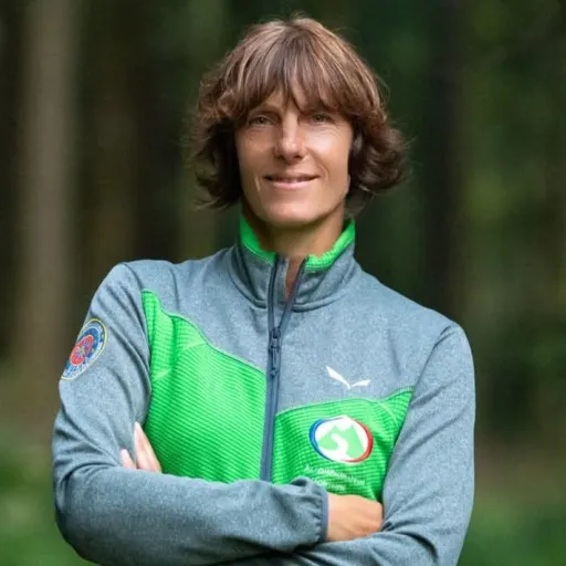 Interview de Vanessa Petitcolin de Rando La Vaness : Entreprendre dans la randonnée : développer une activité outdoor locale