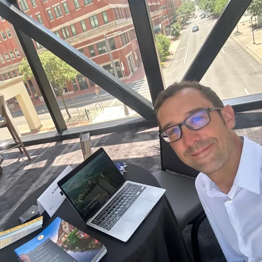 Interview de Jérôme PIERRE - ALSASMARTOURS : Le tourisme expérientiel en Alsace et l’art de créer des itinéraires sur mesure